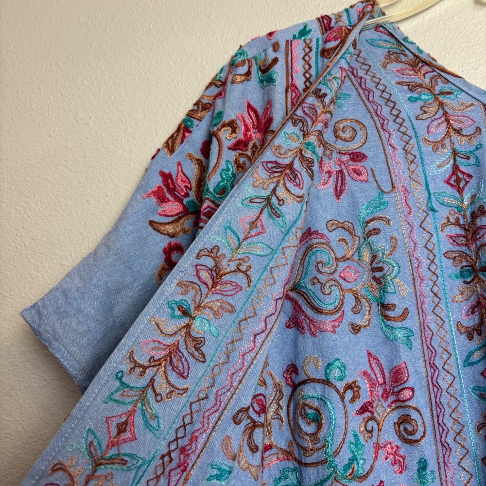 Umgee Kimono Wrap Womens S/M Blue Embroidered Floral Boho Festival Coastal Folk - Picture 10 of 13